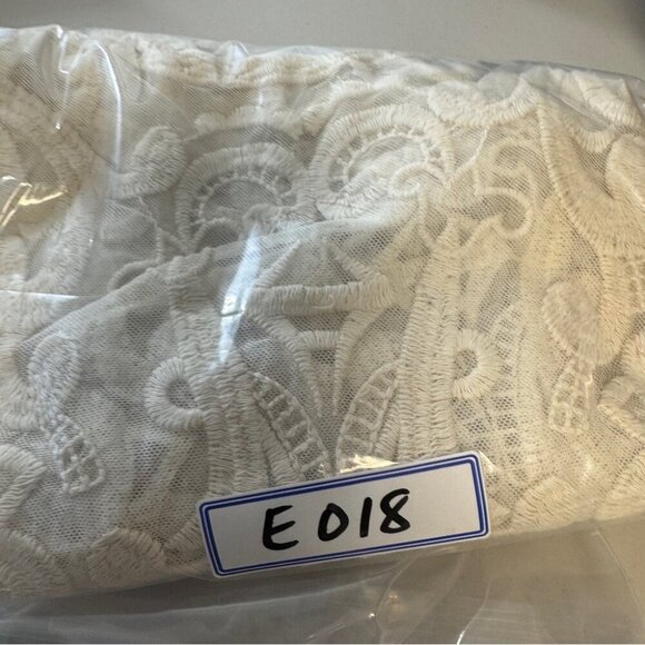 EXPRESS Cream Embroidered Mesh Y2K 2000s Cotton Babydoll Blouse Top Size Medium - Picture 12 of 13